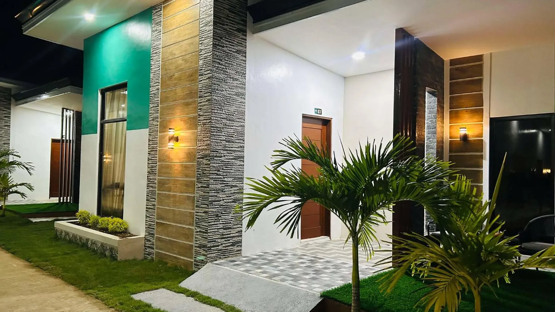 The Landing Villas Rental Panglao