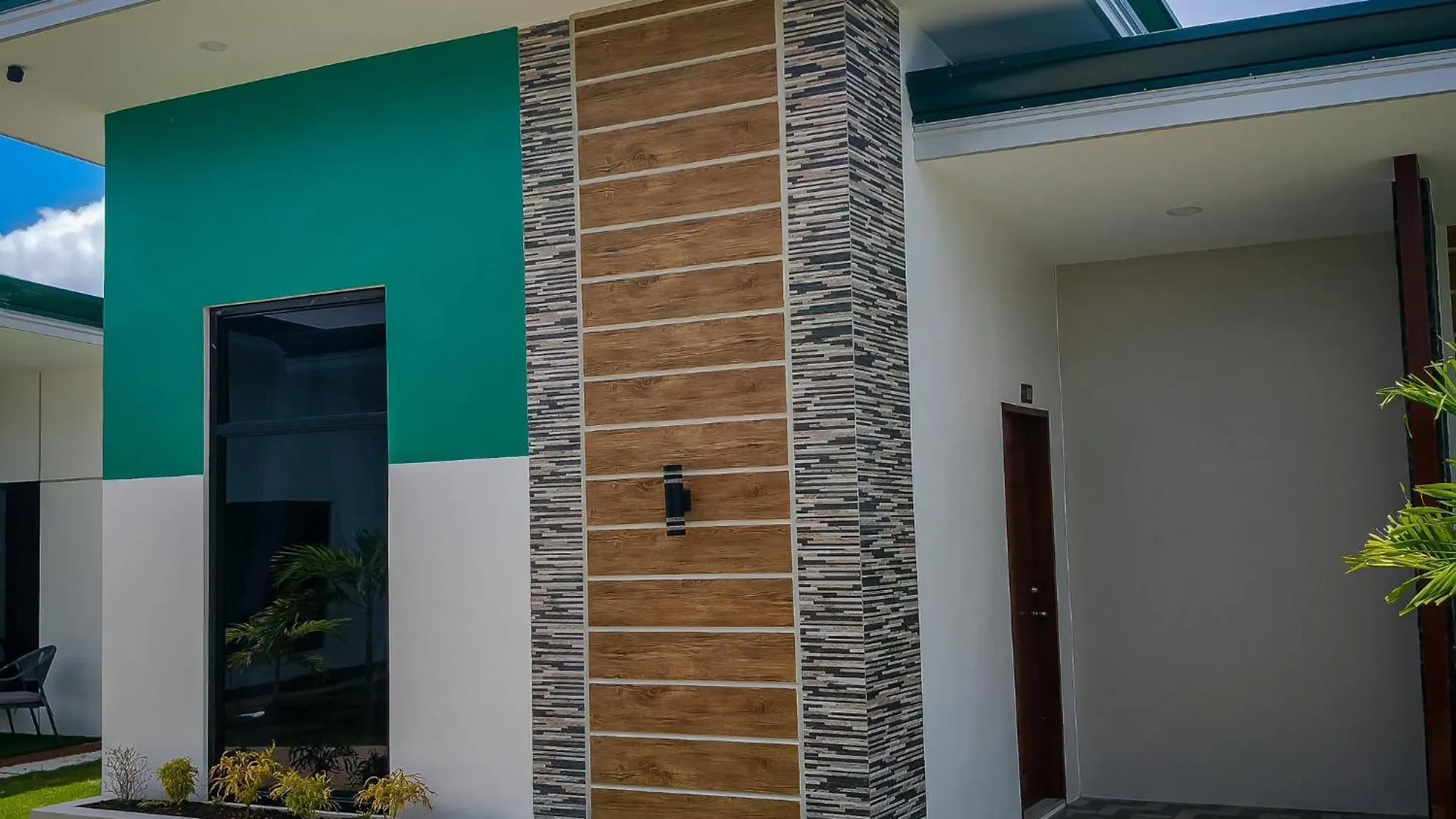 The Landing Villas Rental Panglao